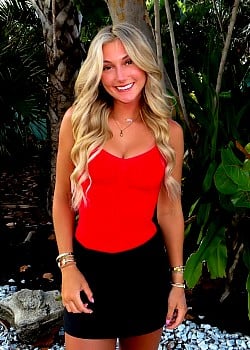 Lizzi Lowe